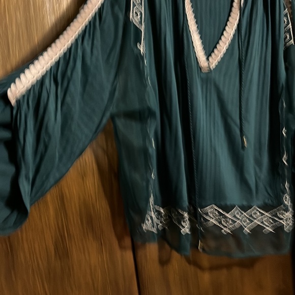 Free People Flowy top - Picture 2 of 12